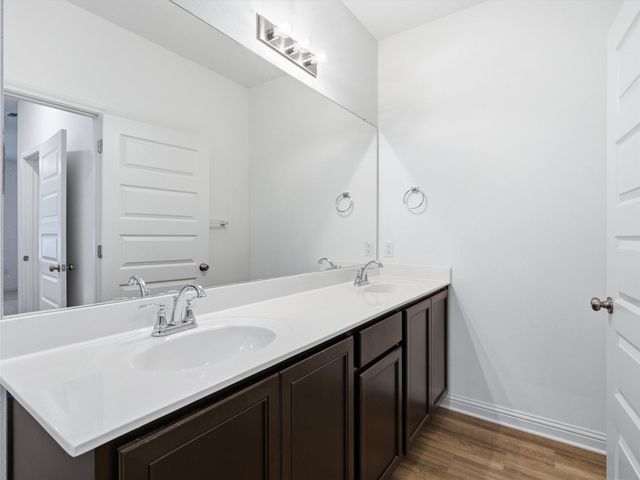 8005 Mellencamp DR 210, Austin, TX 78744
