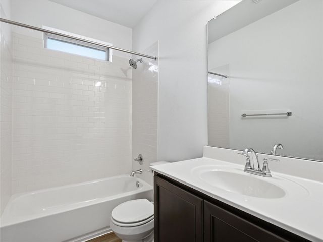 8005 Mellencamp DR 210, Austin, TX 78744