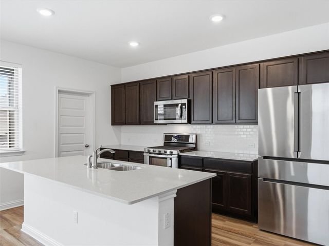 8005 Mellencamp DR 210, Austin, TX 78744