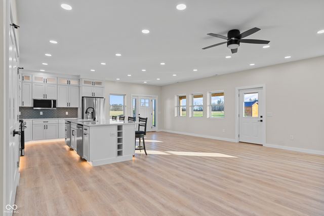 1928 N 300 W, Greenfield, IN 46140