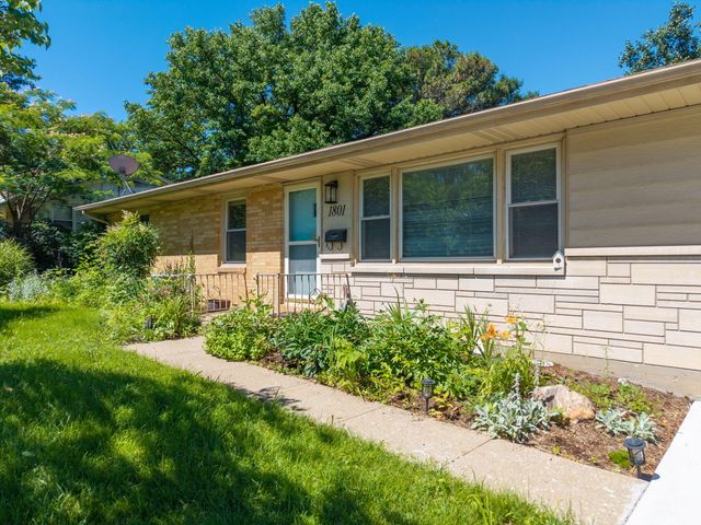 1801 PARKADE BLVD, Columbia, MO 65202