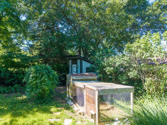 1801 PARKADE BLVD, Columbia, MO 65202