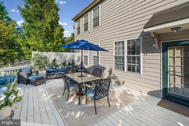 1910 MARS RUN RD, Baltimore, MD 21221