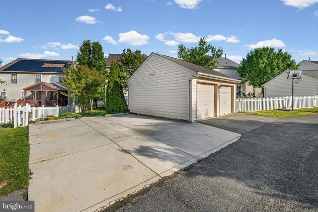 1910 MARS RUN RD, Baltimore, MD 21221
