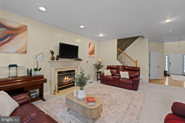 1910 MARS RUN RD, Baltimore, MD 21221