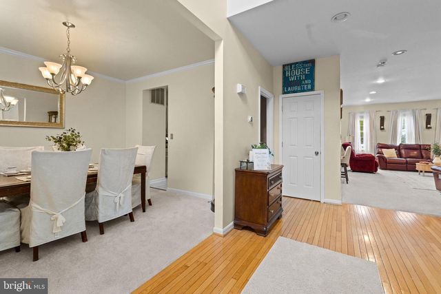 1910 MARS RUN RD, Baltimore, MD 21221