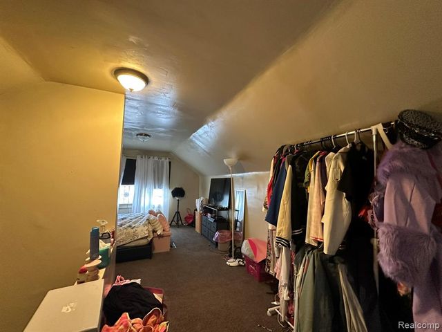 19780 Barlow Street, Detroit, MI 48205
