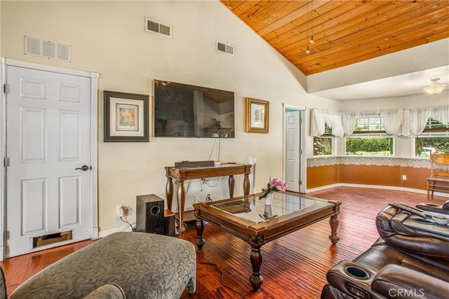 375 E County Line Road, Calimesa, CA 92320