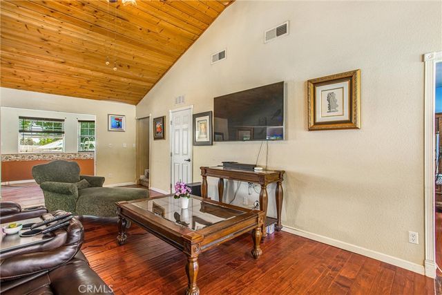 375 E County Line Road, Calimesa, CA 92320