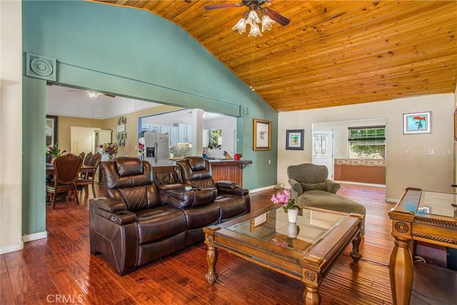 375 E County Line Road, Calimesa, CA 92320