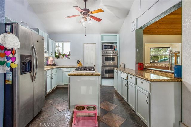 375 E County Line Road, Calimesa, CA 92320