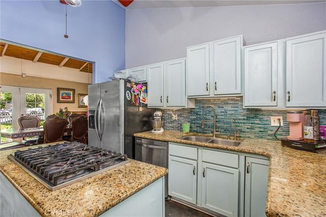 375 E County Line Road, Calimesa, CA 92320