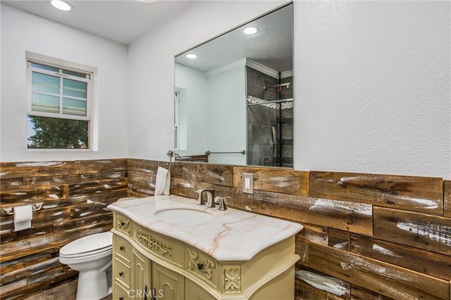 375 E County Line Road, Calimesa, CA 92320