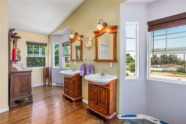 375 E County Line Road, Calimesa, CA 92320