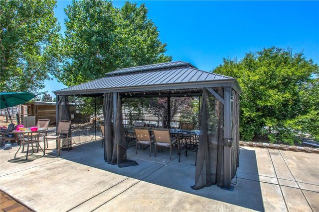 375 E County Line Road, Calimesa, CA 92320