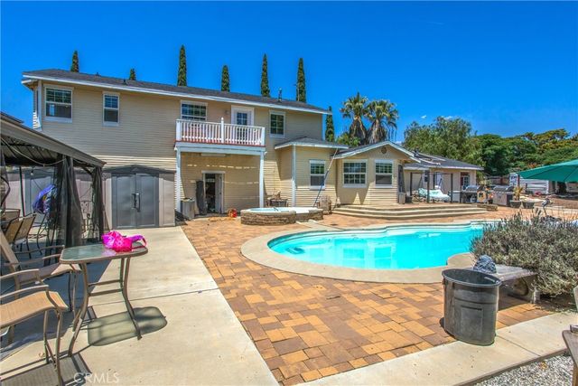 375 E County Line Road, Calimesa, CA 92320