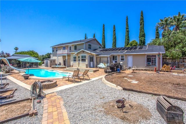 375 E County Line Road, Calimesa, CA 92320