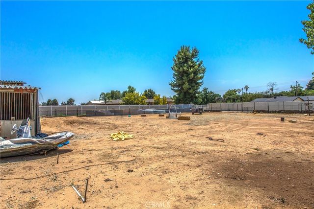 375 E County Line Road, Calimesa, CA 92320