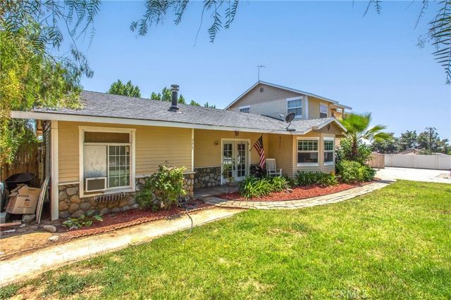 375 E County Line Road, Calimesa, CA 92320