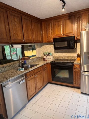 2731 Spinnaker Ct, Henrico, VA 23233