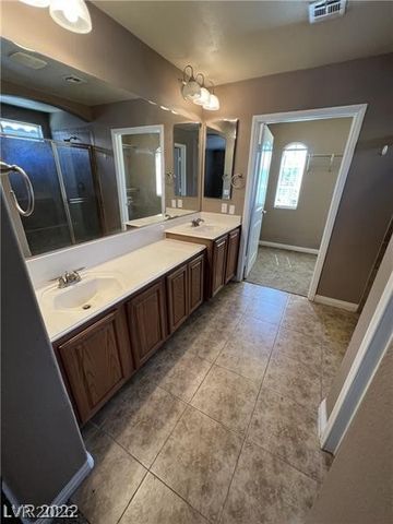 9716 Skiers Chalet Court, Las Vegas, NV 89178