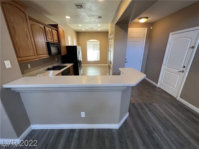 9716 Skiers Chalet Court, Las Vegas, NV 89178