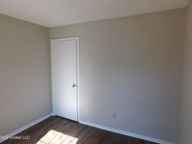 5820 Briarwood Drive, Horn Lake, MS 38637