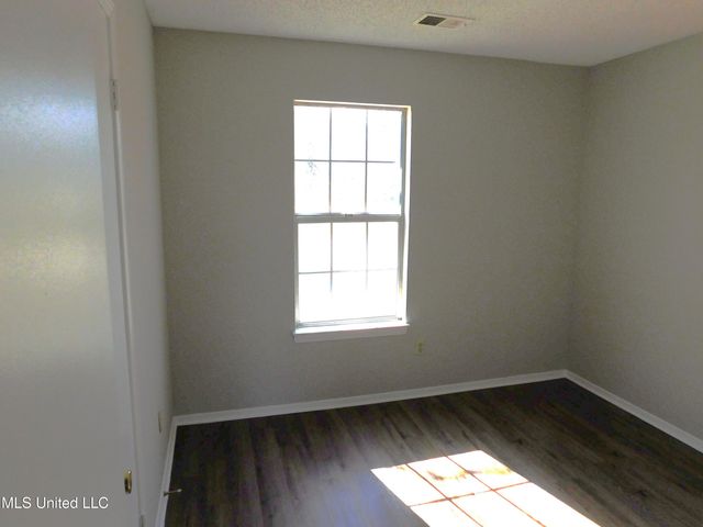 5820 Briarwood Drive, Horn Lake, MS 38637