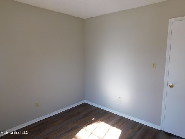 5820 Briarwood Drive, Horn Lake, MS 38637