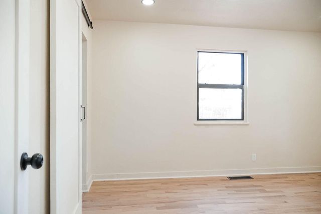 3017 Frontier Avenue NE, Albuquerque, NM 87106