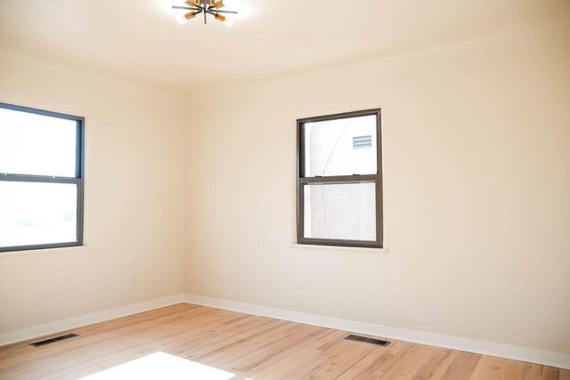 3017 Frontier Avenue NE, Albuquerque, NM 87106