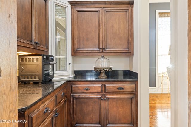 100 Candlewood Drive, Lafayette, LA 70508