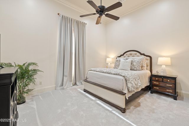 100 Candlewood Drive, Lafayette, LA 70508