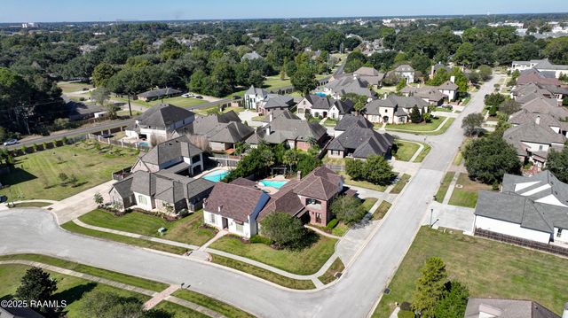 100 Candlewood Drive, Lafayette, LA 70508