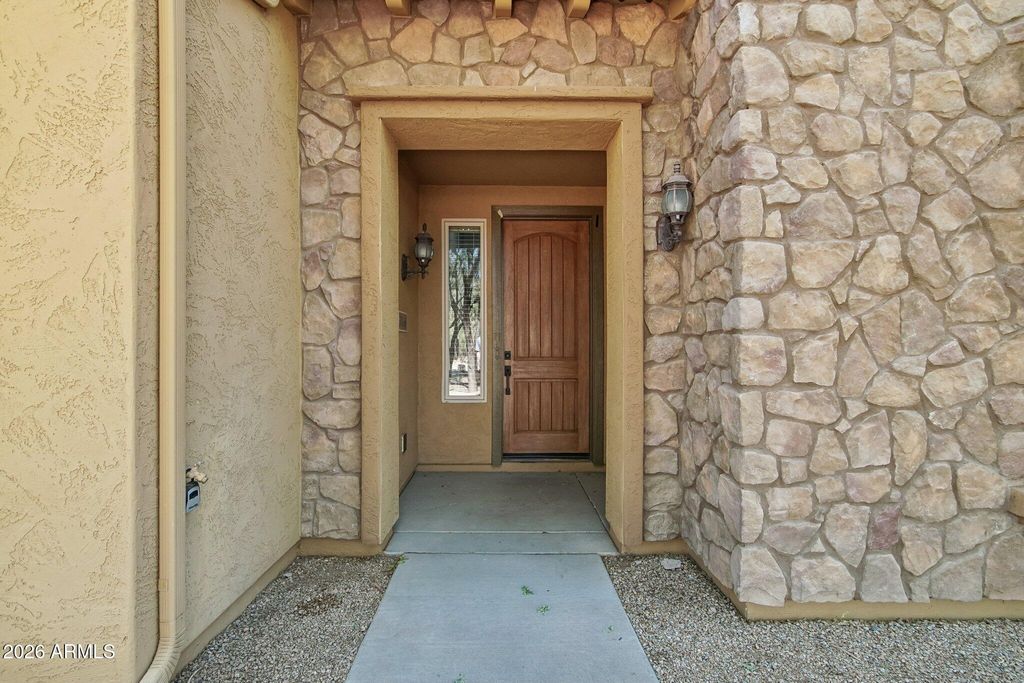 3866 E CAT BALUE Drive, Phoenix, AZ 85050 — photo 2