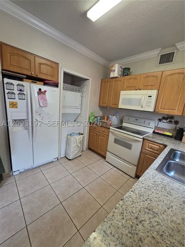7251 NW 174th Ter 102, Hialeah, FL 33015