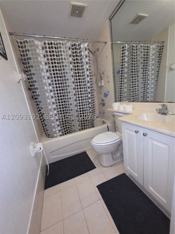 7251 NW 174th Ter 102, Hialeah, FL 33015