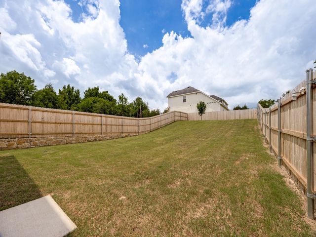 936 S Holly Avenue, Sherman, TX 75092