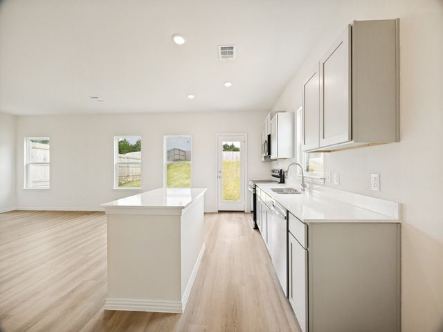 936 S Holly Avenue, Sherman, TX 75092