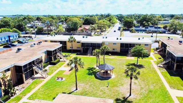 1000 LAKE OF THE WOODS BOULEVARD 101B, Casselberry, FL 32730