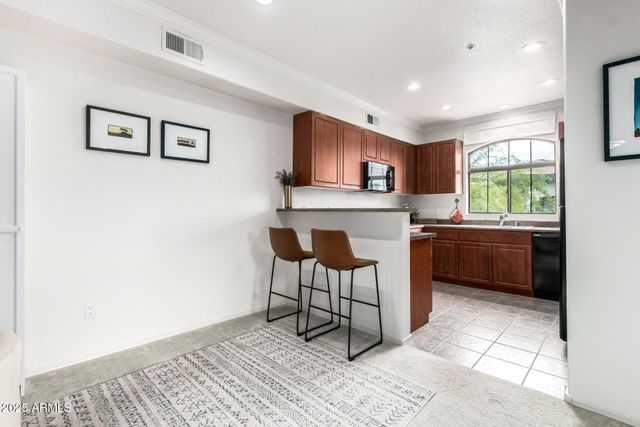 295 N RURAL Road 202, Chandler, AZ 85226