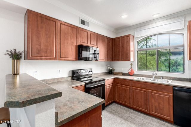 295 N RURAL Road 202, Chandler, AZ 85226