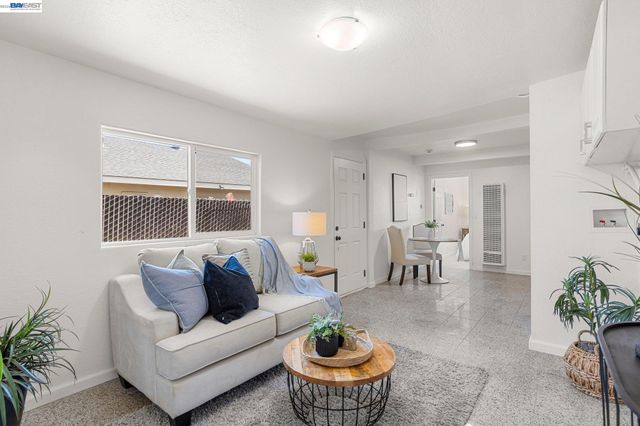 15 INLET DRIVE, Bay Point, CA 94565