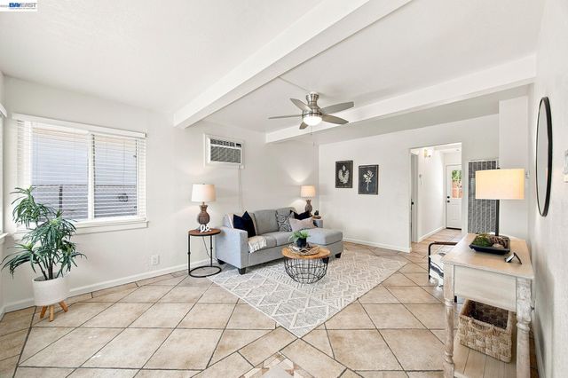 15 INLET DRIVE, Bay Point, CA 94565