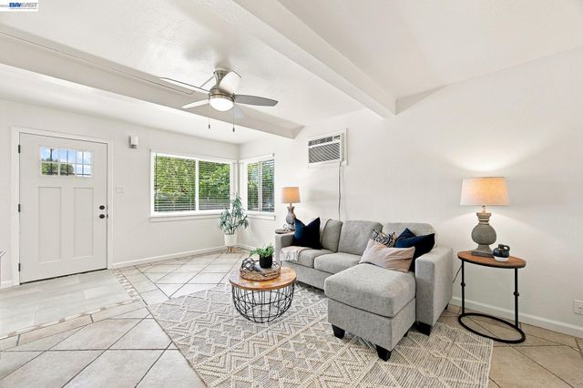 15 INLET DRIVE, Bay Point, CA 94565