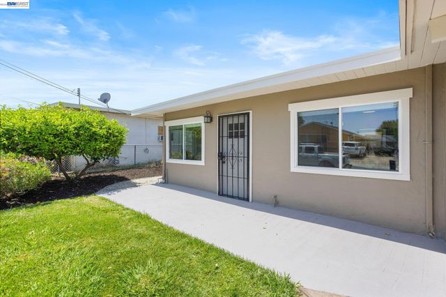 15 INLET DRIVE, Bay Point, CA 94565