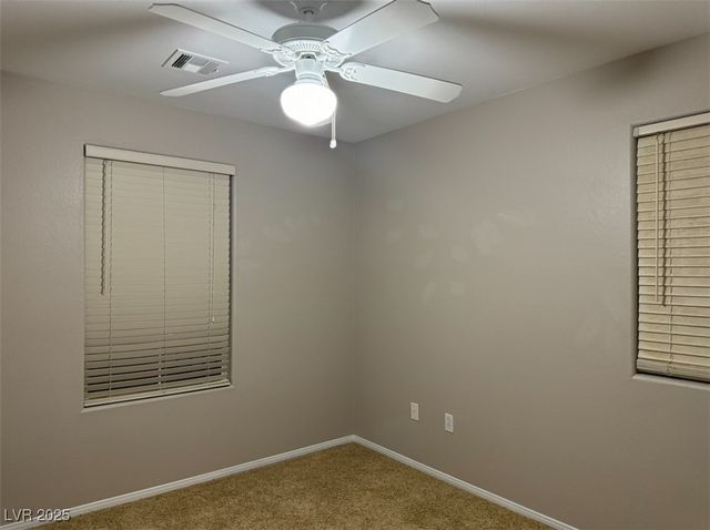 5643 Dawn Falls Street, Las Vegas, NV 89148