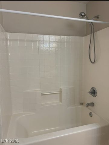 5643 Dawn Falls Street, Las Vegas, NV 89148