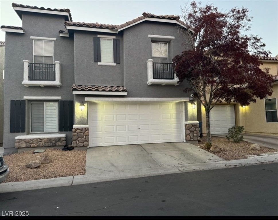 5643 Dawn Falls Street, Las Vegas, NV 89148