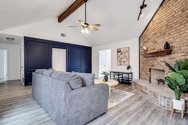 4825 Barberry Drive, Fort Worth, TX 76133